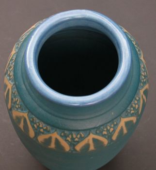 dating monmouth pottery