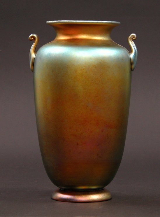 Steuben Gold Aurene Vase 06 04 04 Sold 2098 75