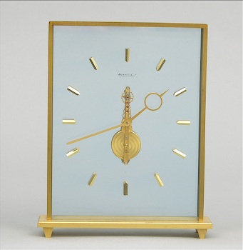 1085. A Jaeger LeCoultre Inline Desk Clock In Presentation Case