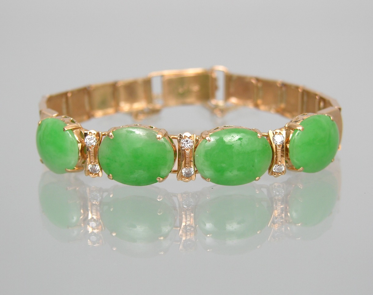 A Ladies' 14k Gold Bracelet with Jadeite and Diamonds , 03.06.09, Sold