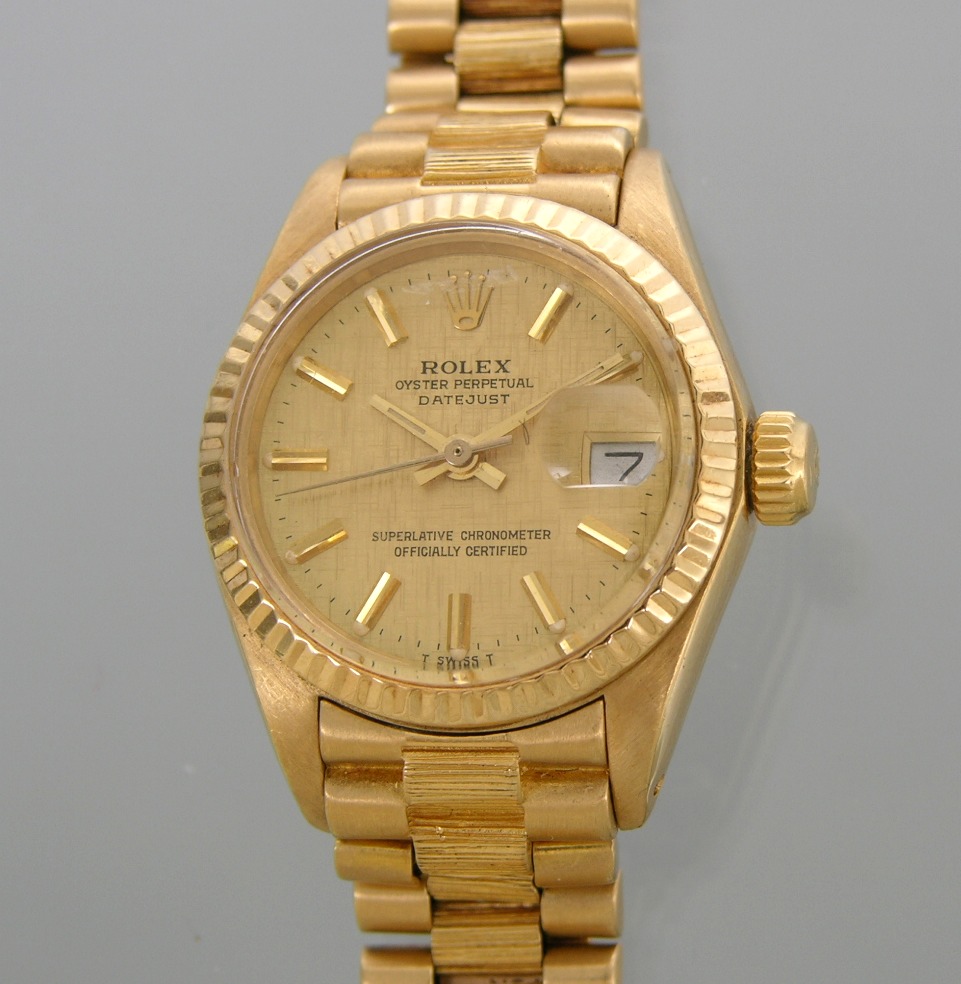 rolex oyster perpetual datejust superlative chronometer officially certified 18k gold