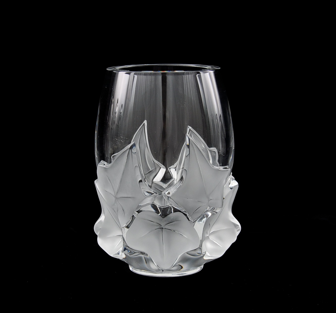 A Lalique 7" Leaf Vase, 09.25.09, Sold 178.25