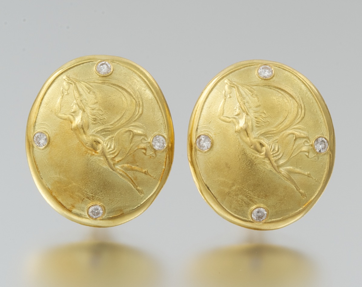 18k gold earrings near me