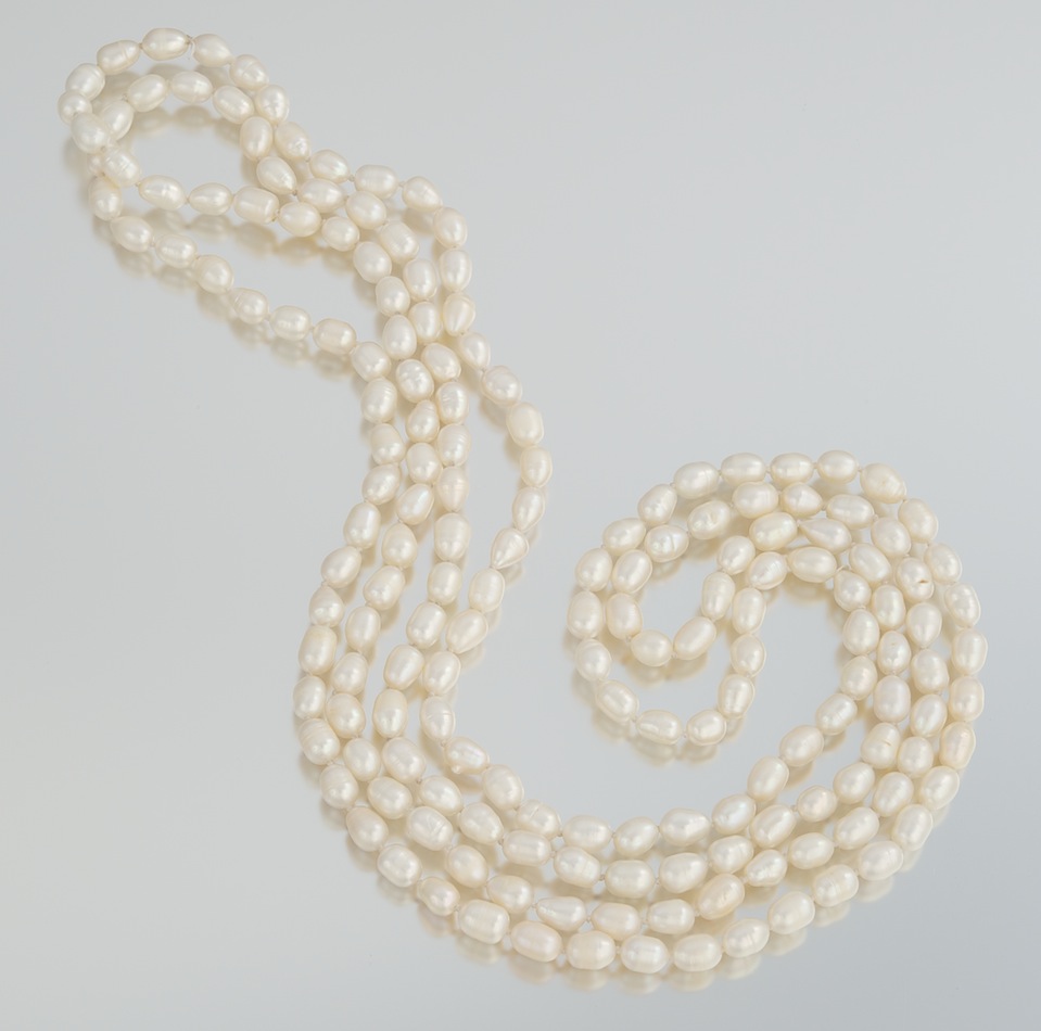 A Long Strand of Oval Freshwater Pearls, 01.28.11, Sold 138