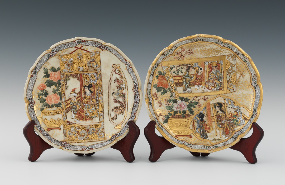 Two Satsuma Porcelain Plates on Stands, Late Meiji (18681912), 09.03.