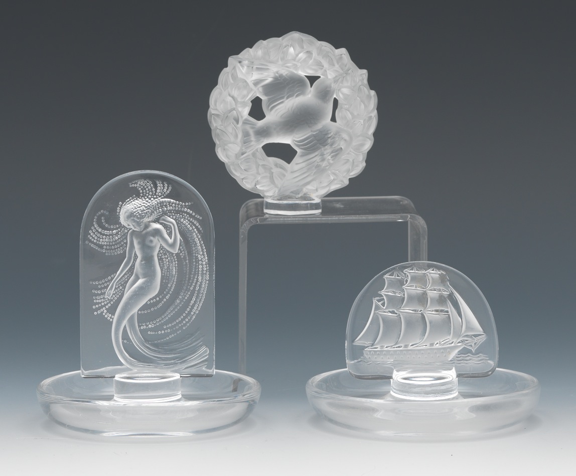 A Group of Three Lalique Glass Decorative Articles, 12.12.13, Sold 80.5