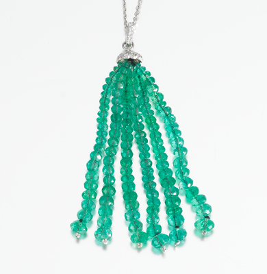 k18金 Encased Emerald Tassel レディースイヤリングの+schifferchor