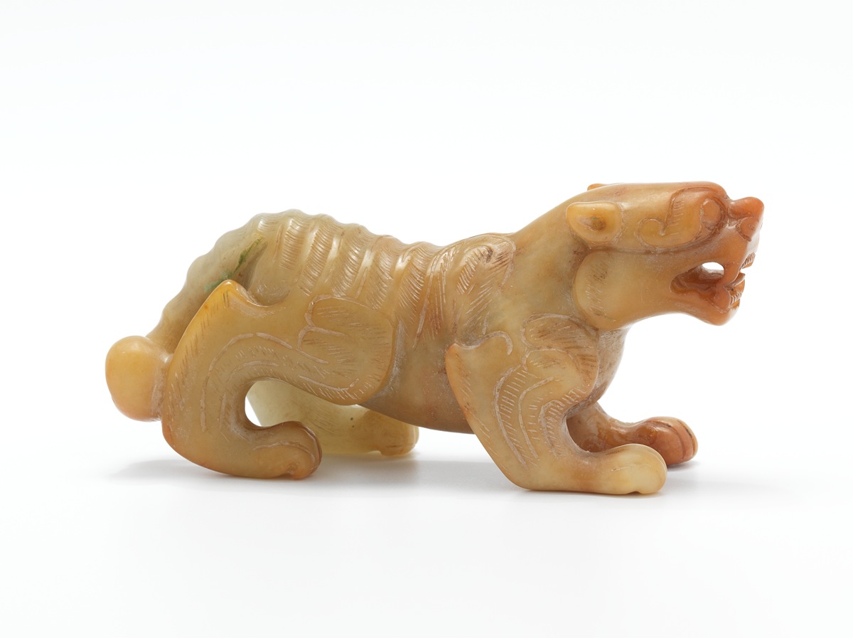 jade dog figurine