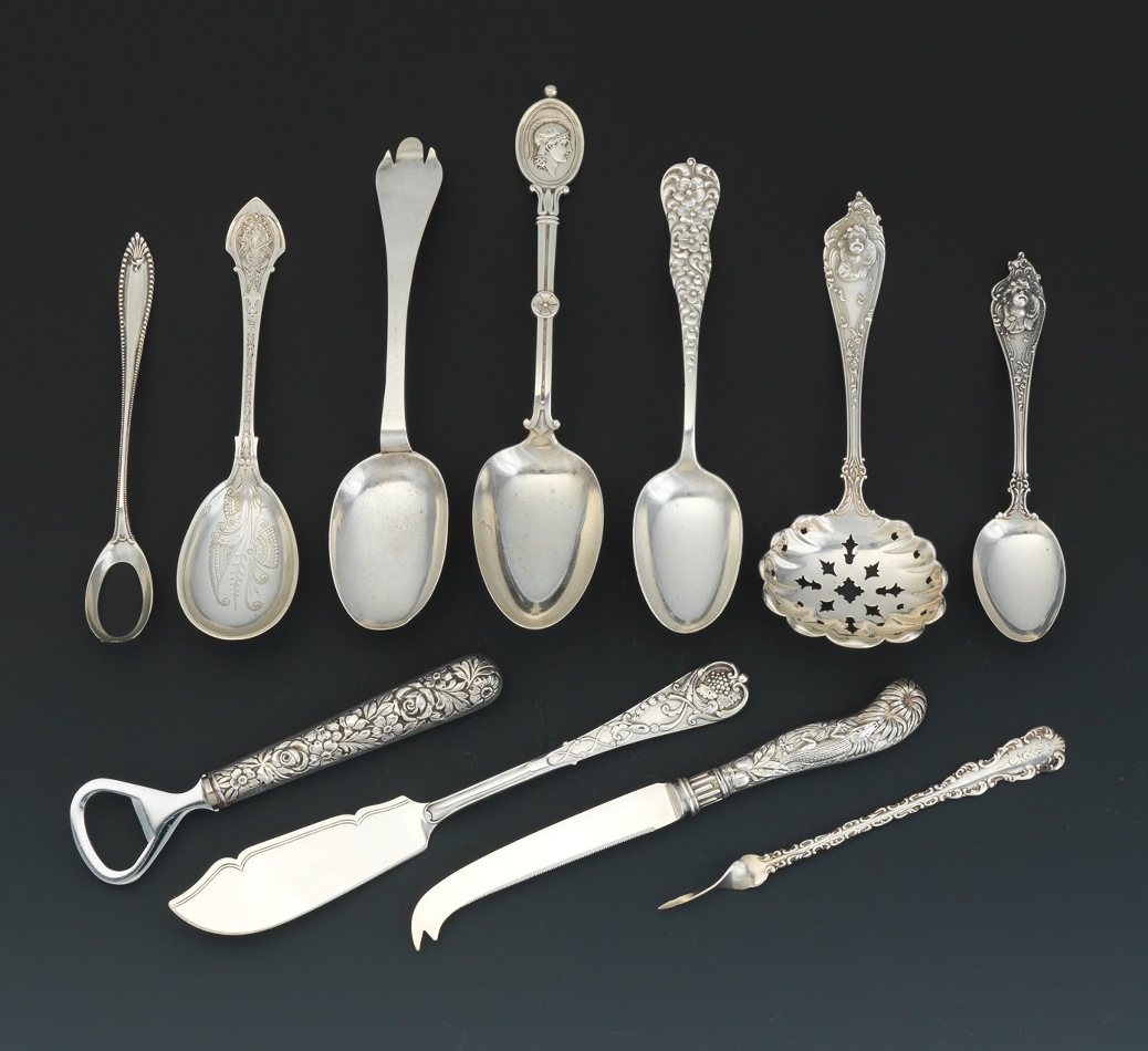 silver kitchen utensils set