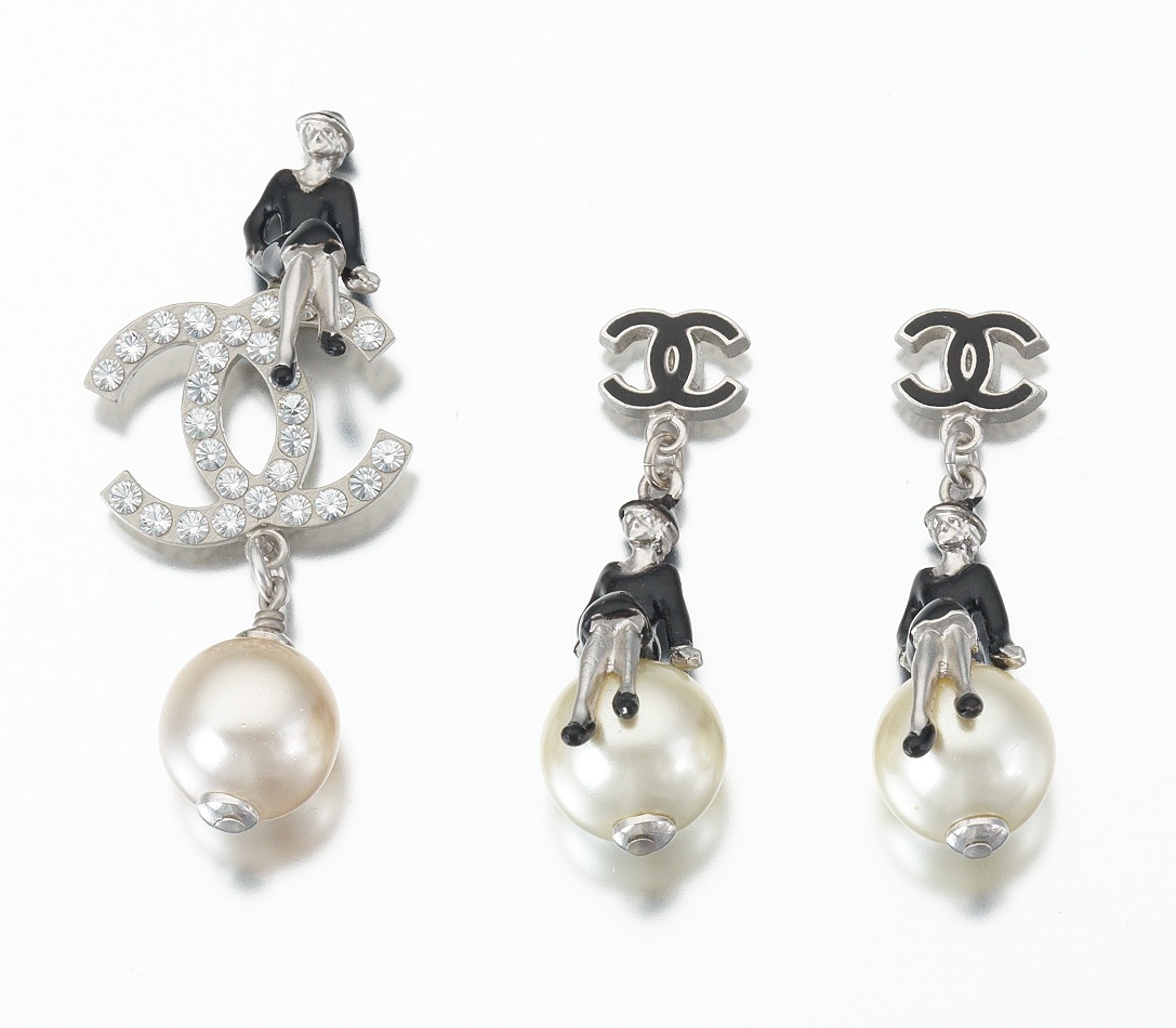 Chanel Costume Jewelry Set of Earrings and a Pin With "Coco on the Moon