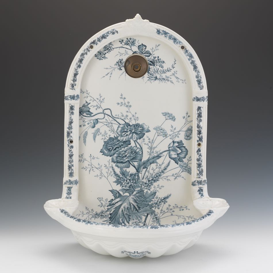 Johnson Brothers Hanley Limited Porcelain Fountain, 09.03.15