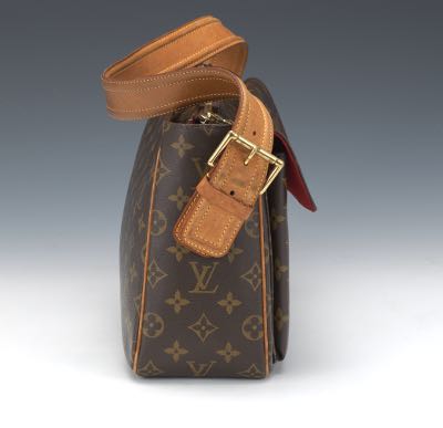 Louis Vuitton, A monogram canvas 'Abbesses' messenger bag, 2004