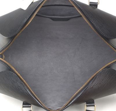 359. Louis Vuitton Noir Epi Leather Soufflot Bag - June 2020