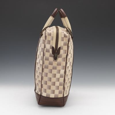 Sold at Auction: Louis Vuitton, Louis Vuitton LV Designer Cabas