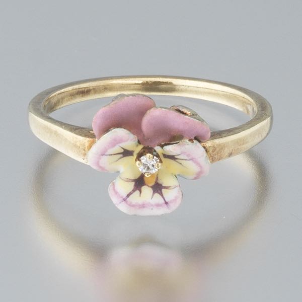 Enamel Aspire Auctions