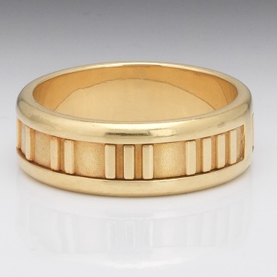 Sold at Auction: TIFFANY &CO ,18K GOLD ATLAS COLLECTION ROMAN NUMERALS RING